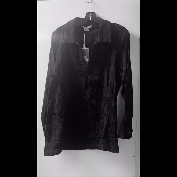🌟 Black-Bubble Gauze Shirt with Collar - Picture 2 of 4